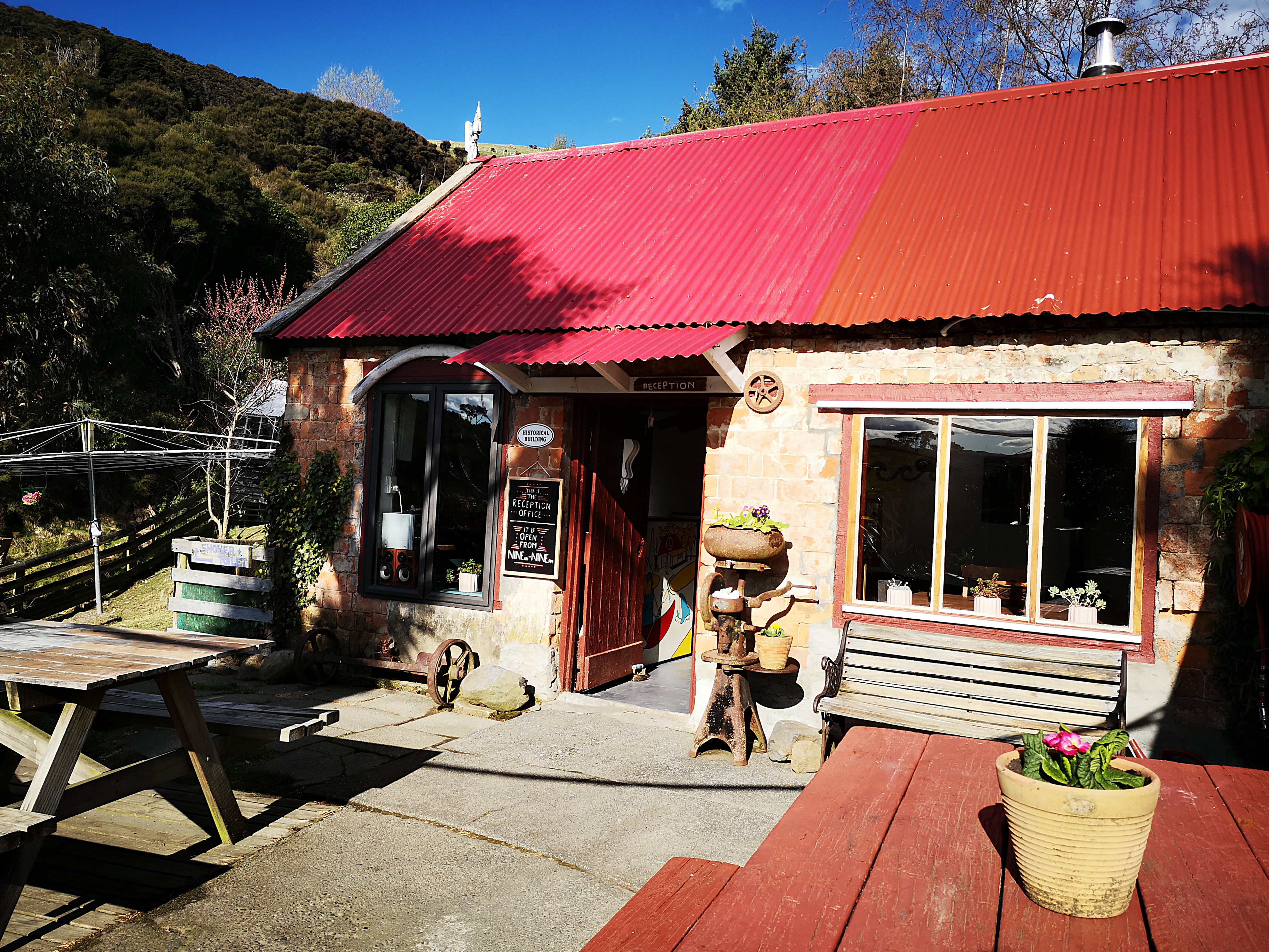 Accommodation > Budget & Backpackers